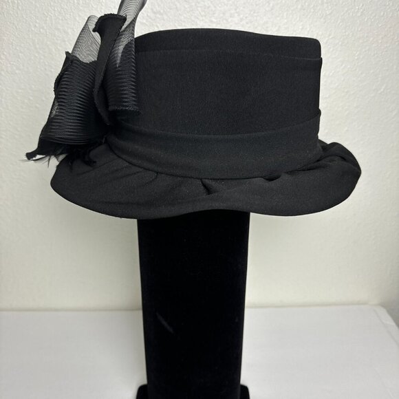 Moshita Couture Beige Black Paisley Church Derby Hat Netting Rhinestone Moshita Couture Black Derby Holiday Church Hat Bow Brooch  main image 2